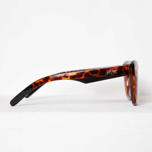 DIM MAK by Steve Aoki Brown Tortoise Sunglasses - Picture 6 of 7
